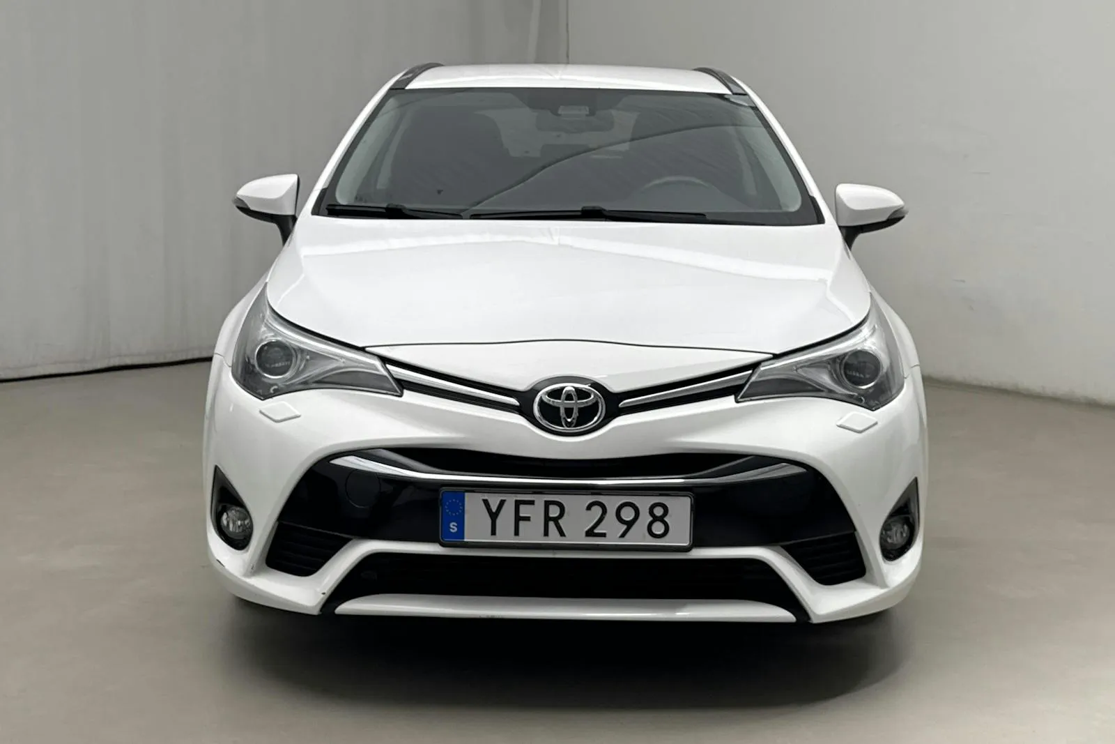 Toyota Avensis bild 4