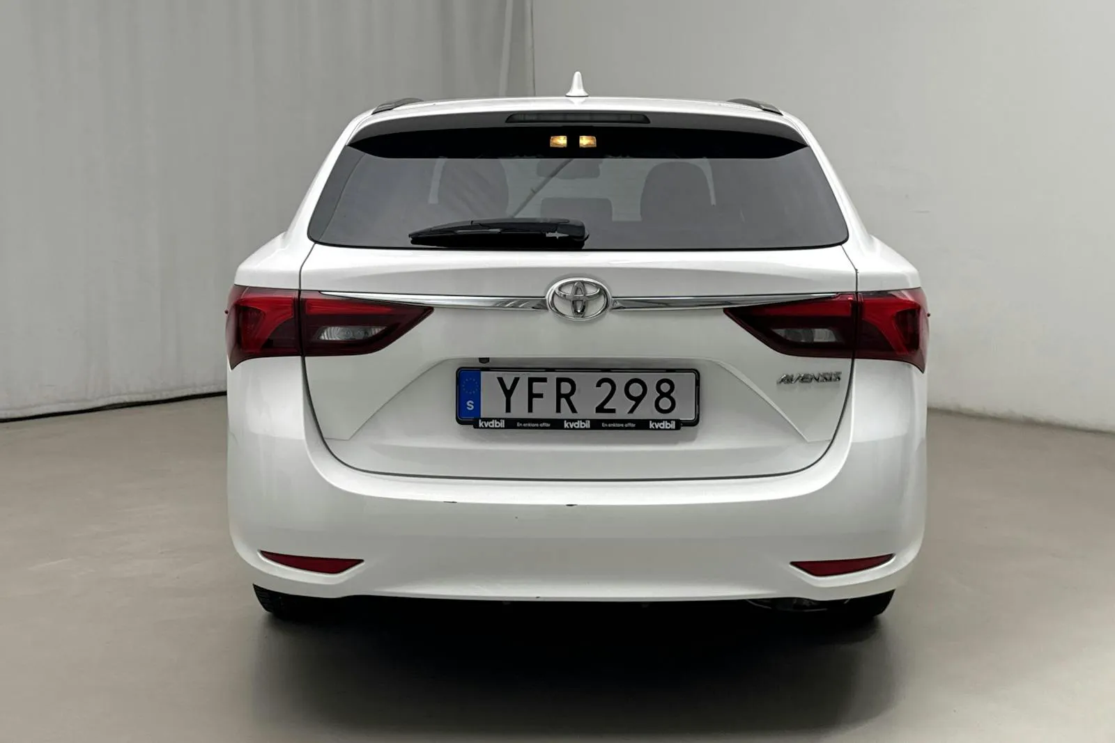 Toyota Avensis bild 5