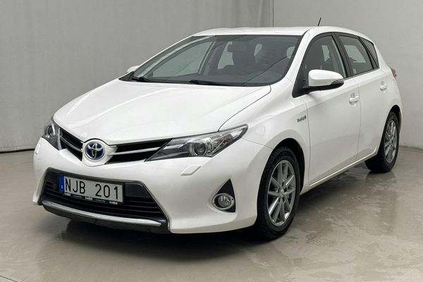 Toyota Auris 1.8 HSD 5dr (99hk) - 2013