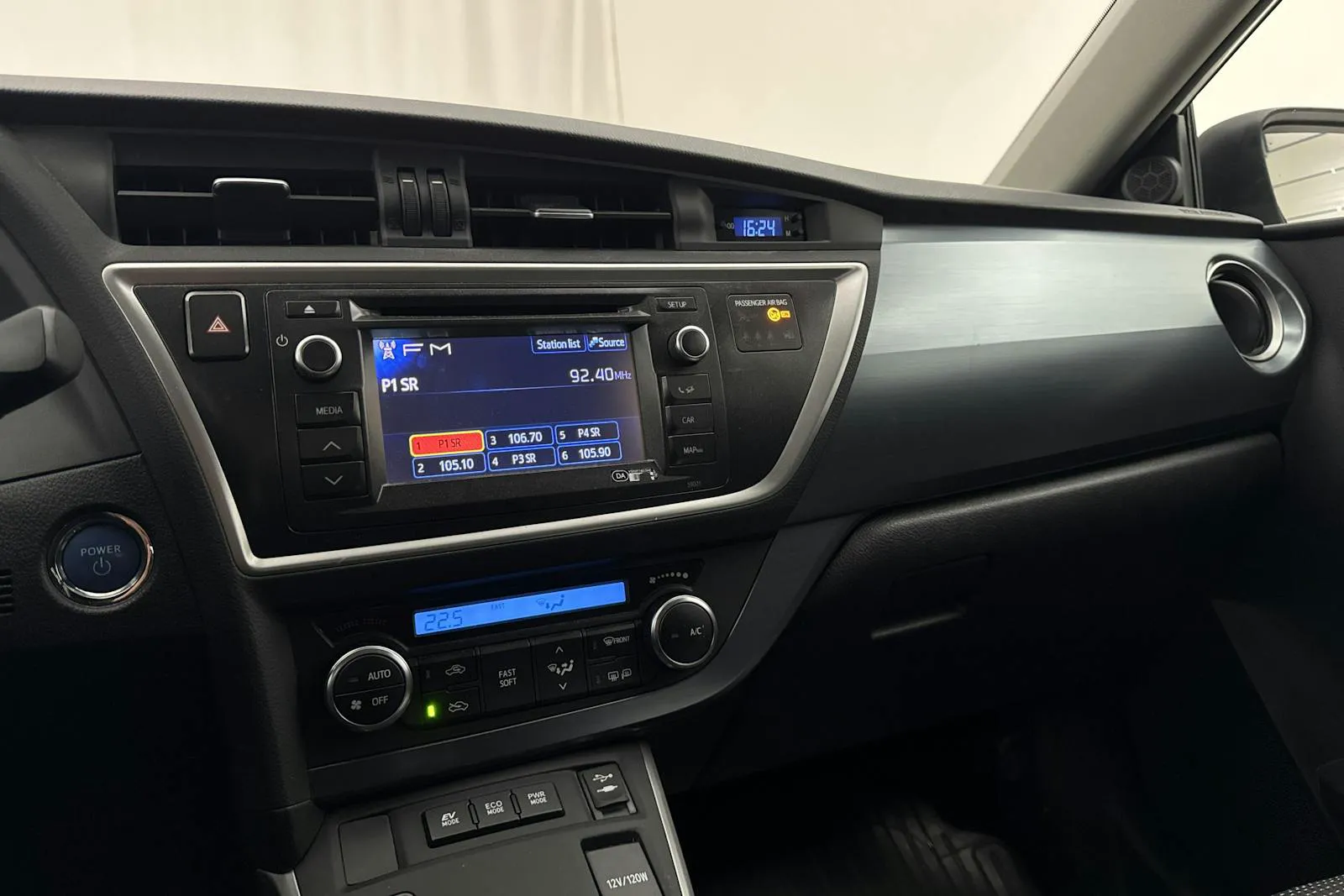 Toyota Auris bild 13