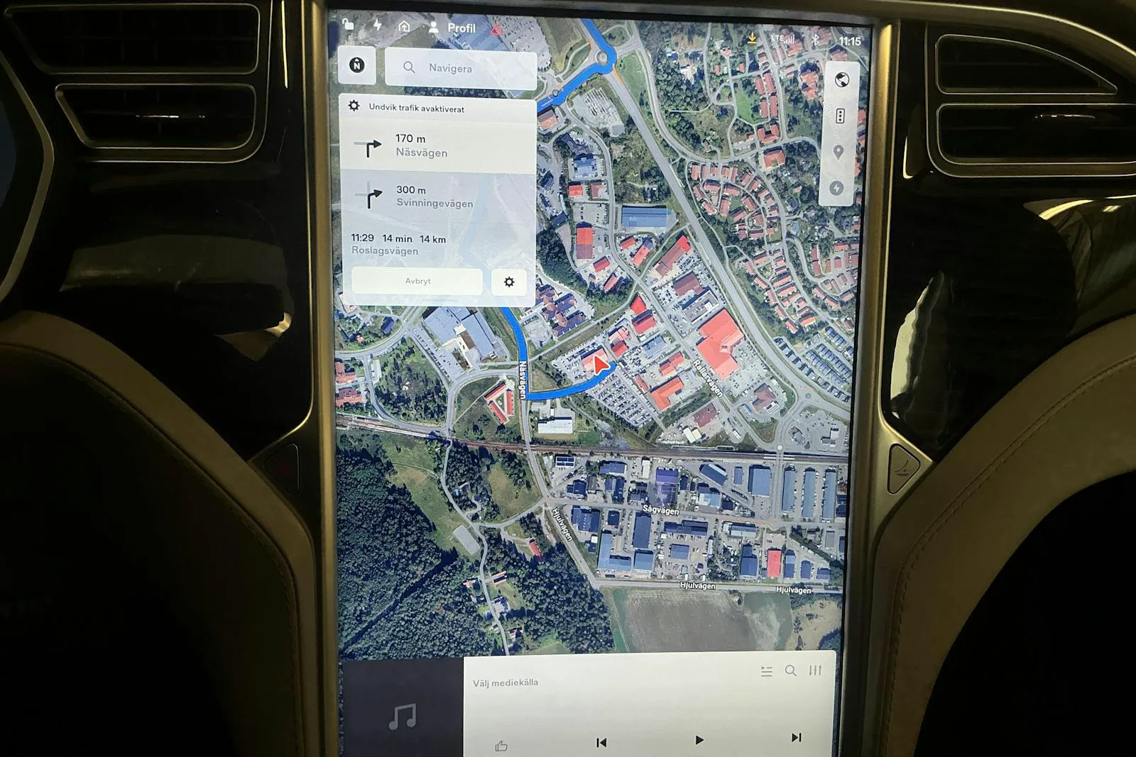Tesla Model S bild 13