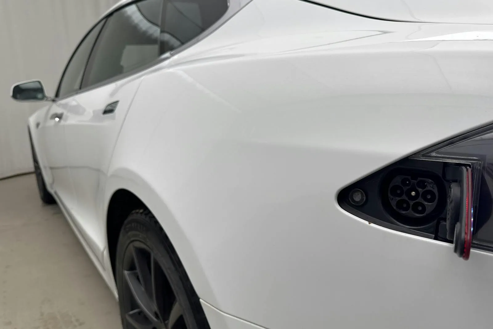 Tesla Model S bild 19