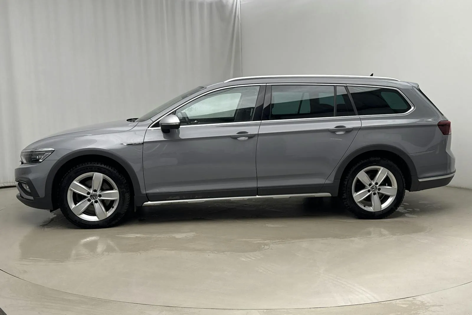 Volkswagen Passat bild 2