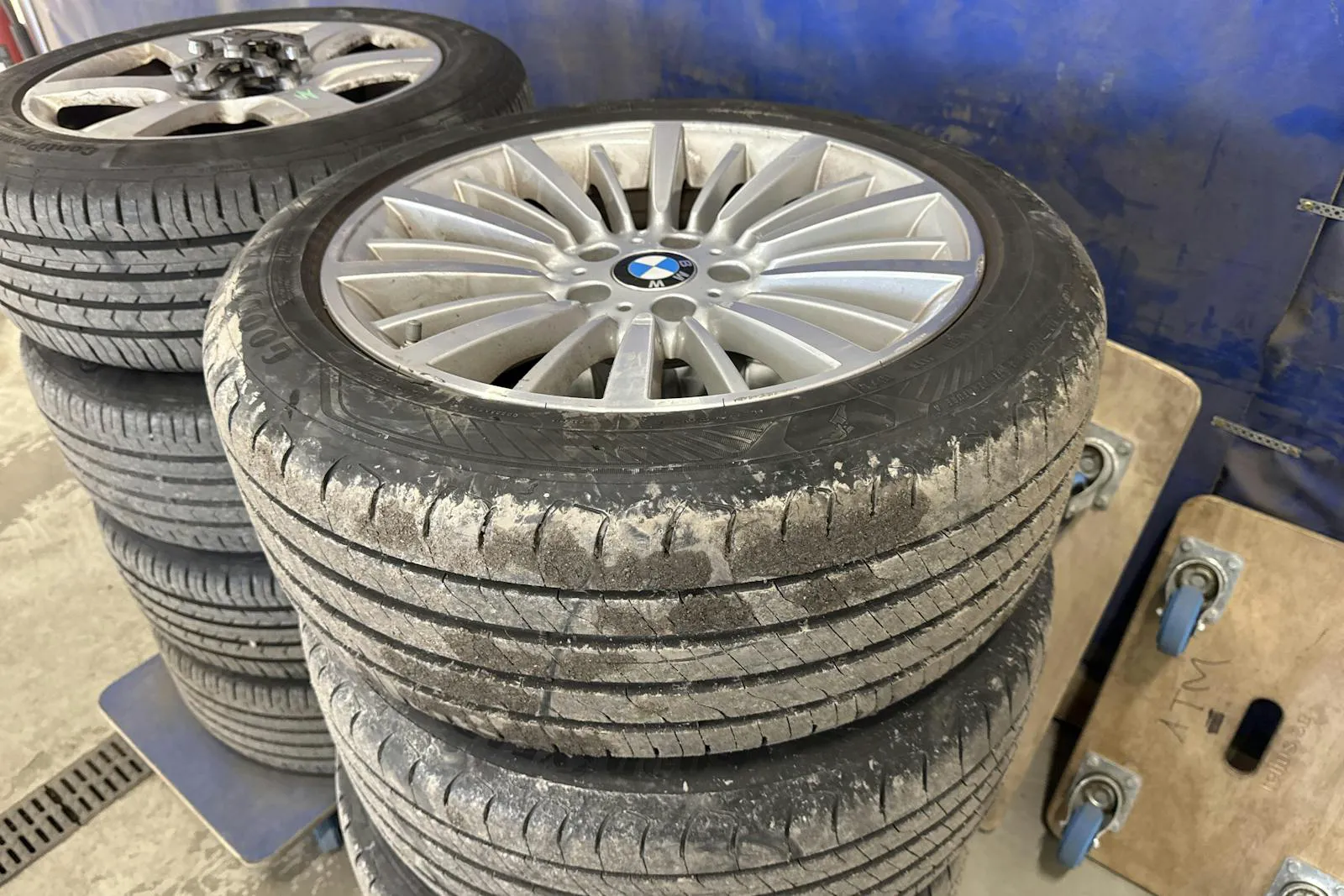 BMW 320 bild 18