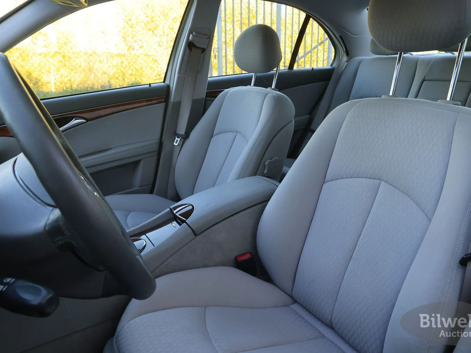 Mercedes E200 bild 37