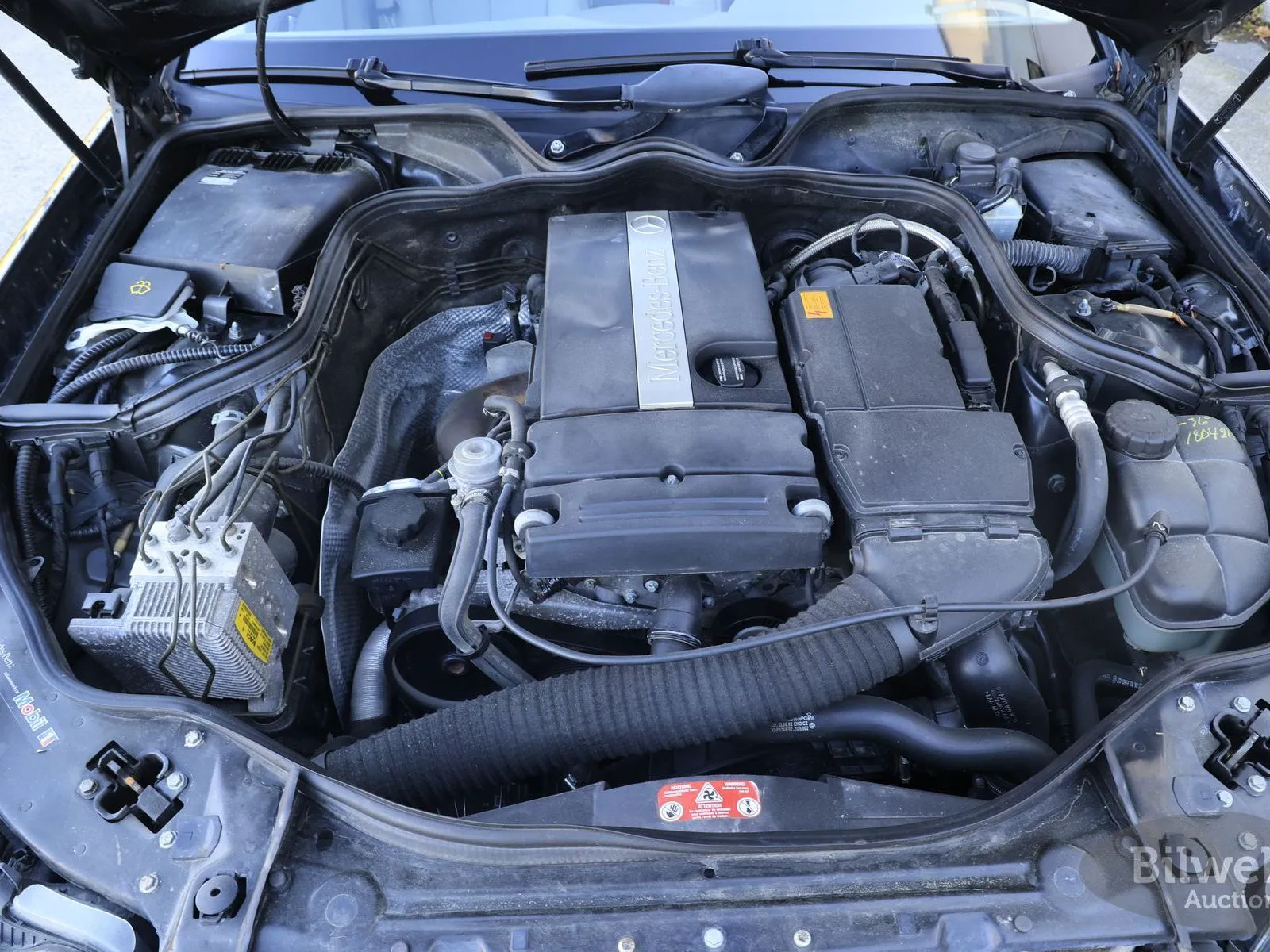 Mercedes E200 bild 23