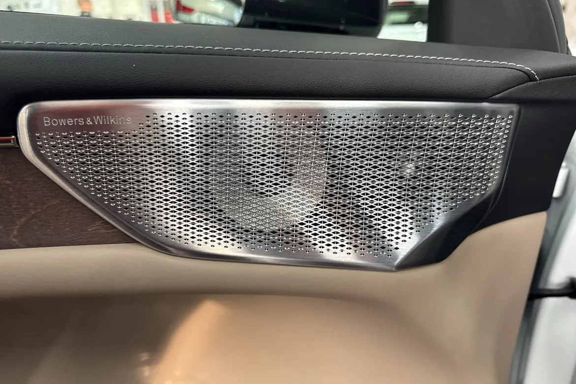 Volvo ES90 bild 24