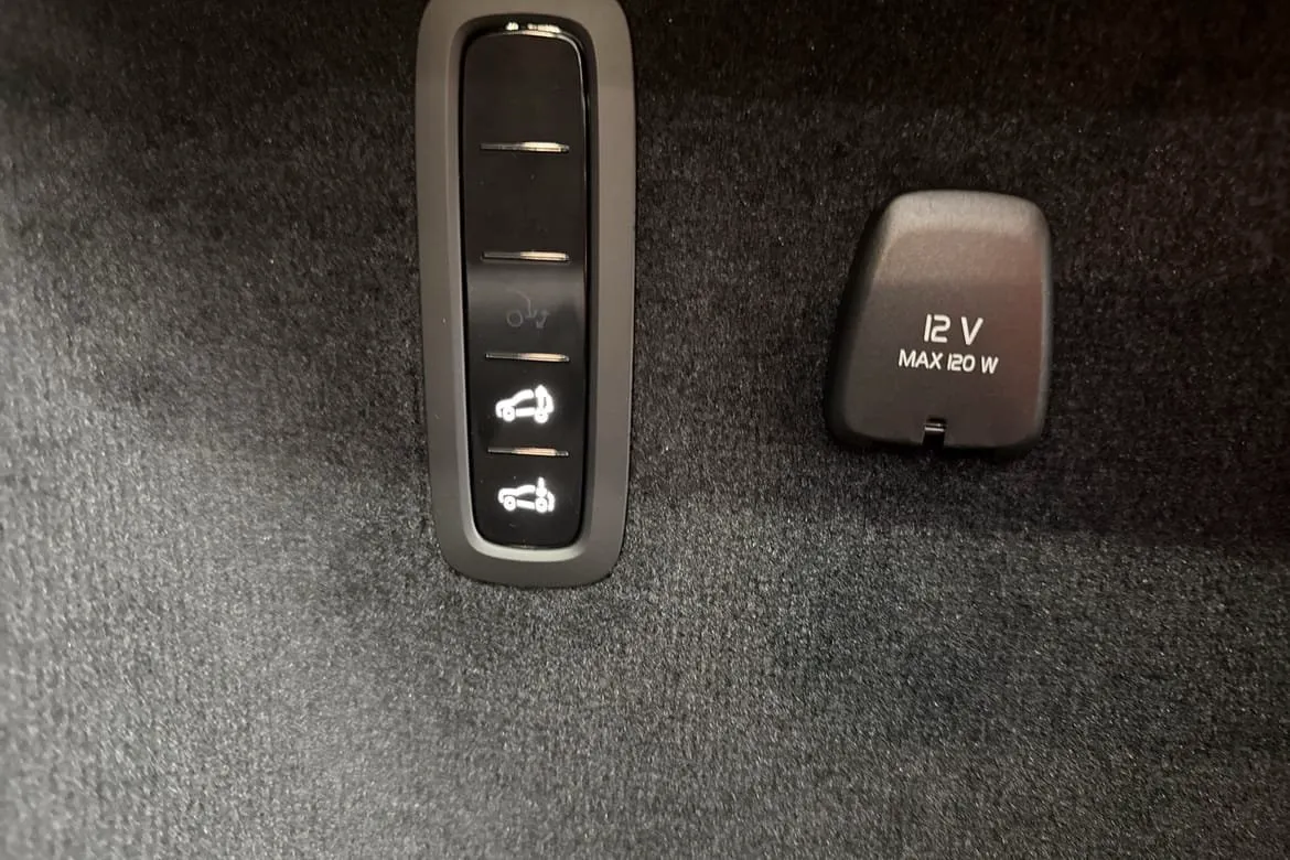 Volvo ES90 bild 16