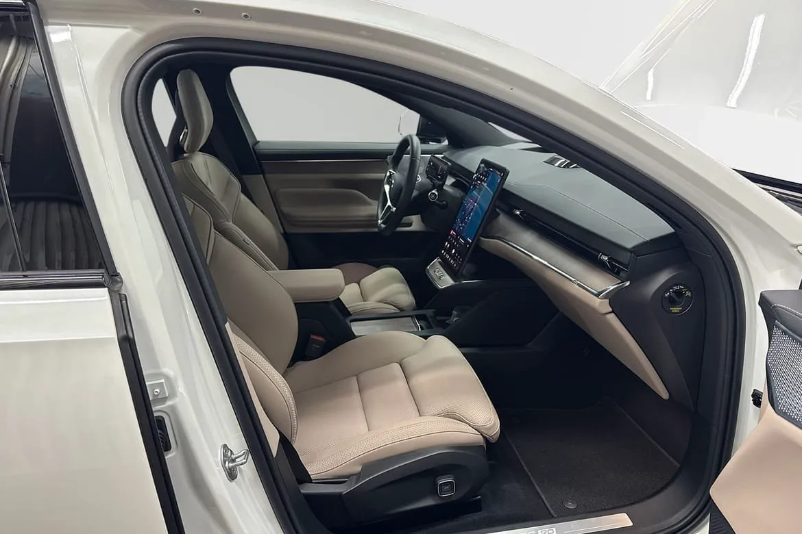 Volvo ES90 bild 5