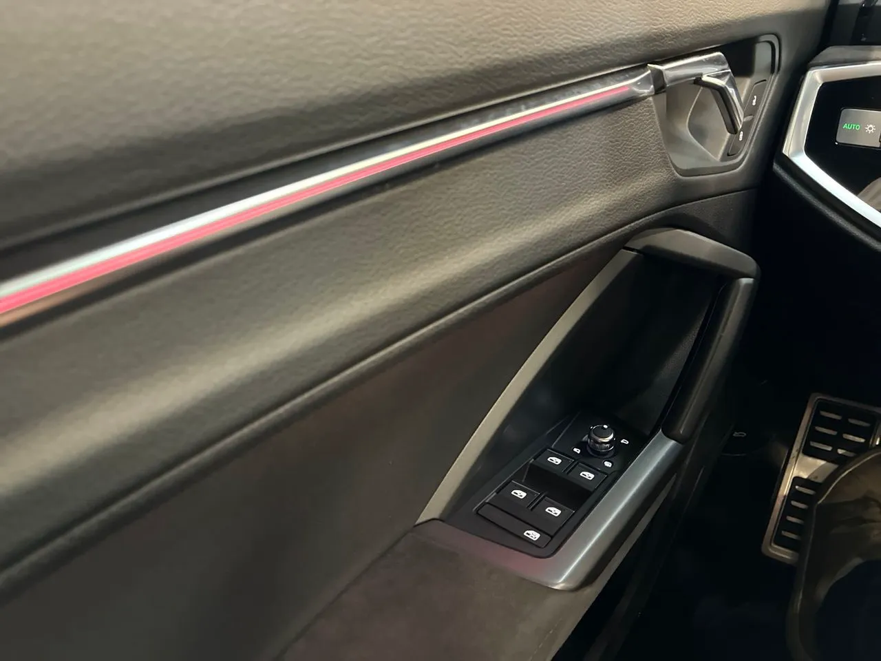 Audi Q3 bild 25
