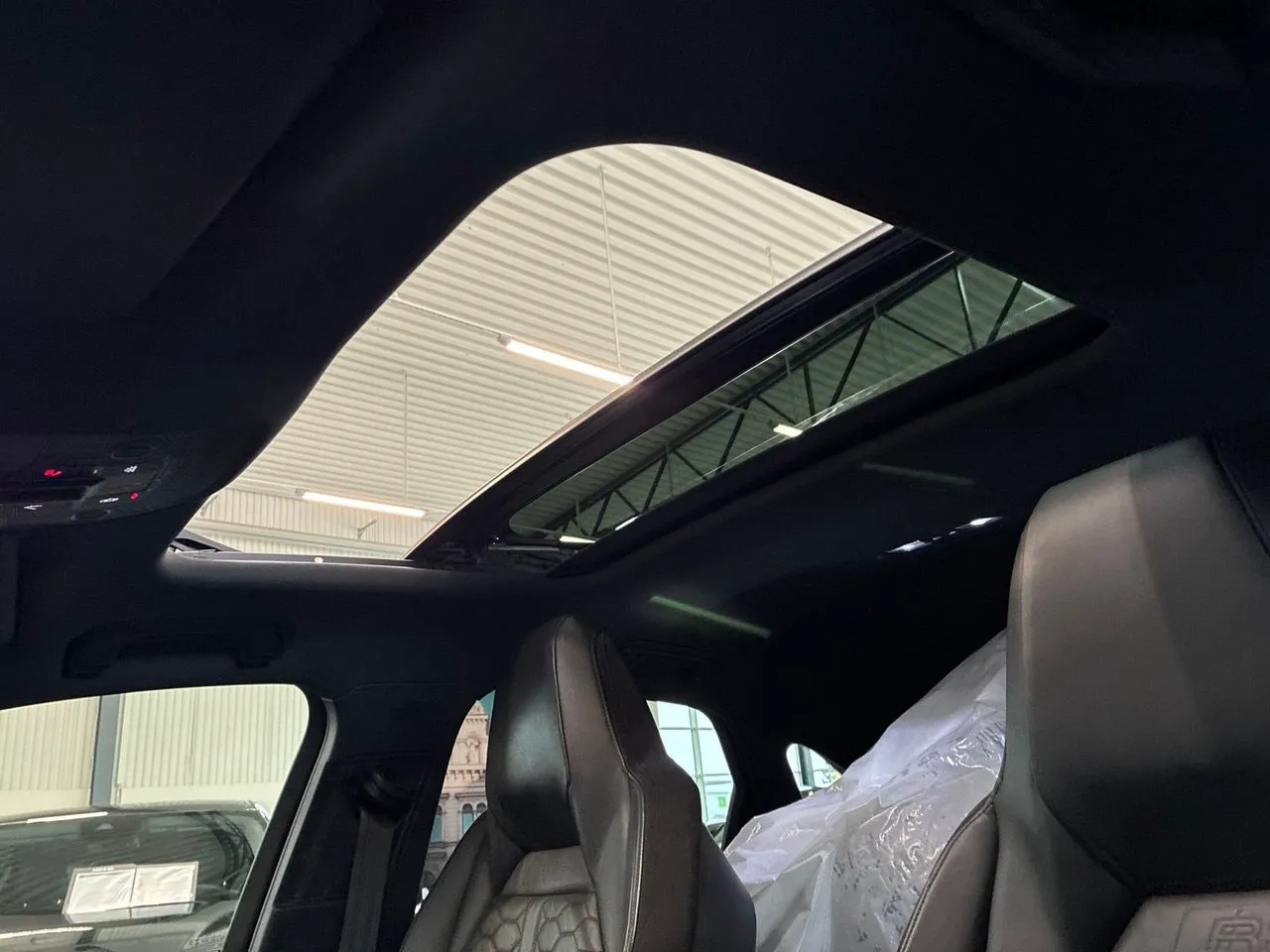 Audi Q3 bild 22