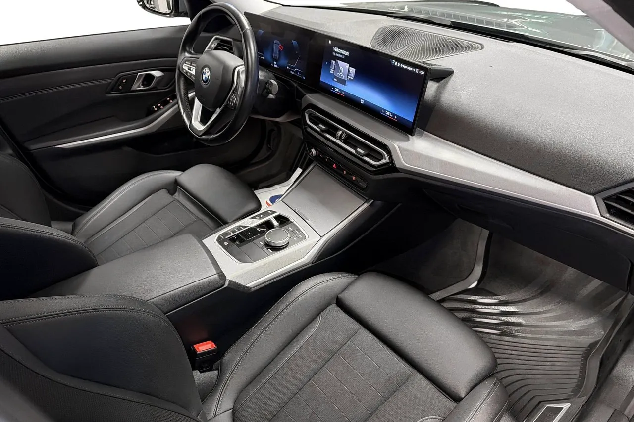 BMW 330 bild 11