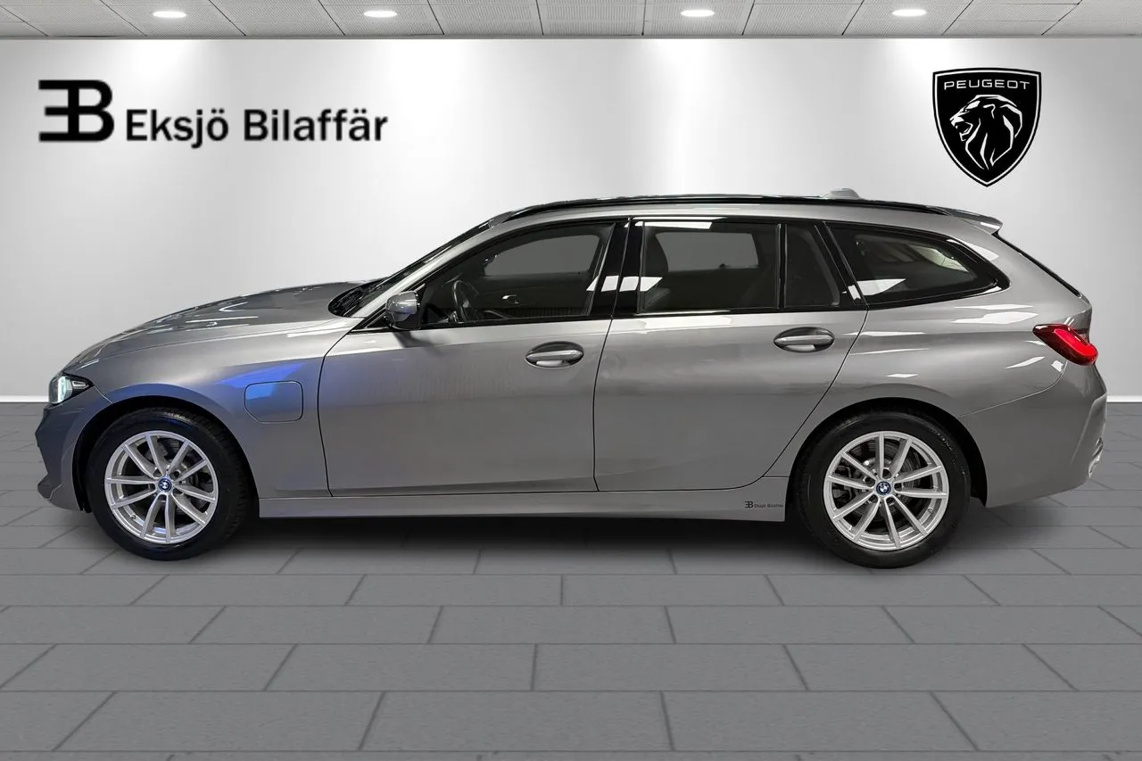 BMW 330 bild 7