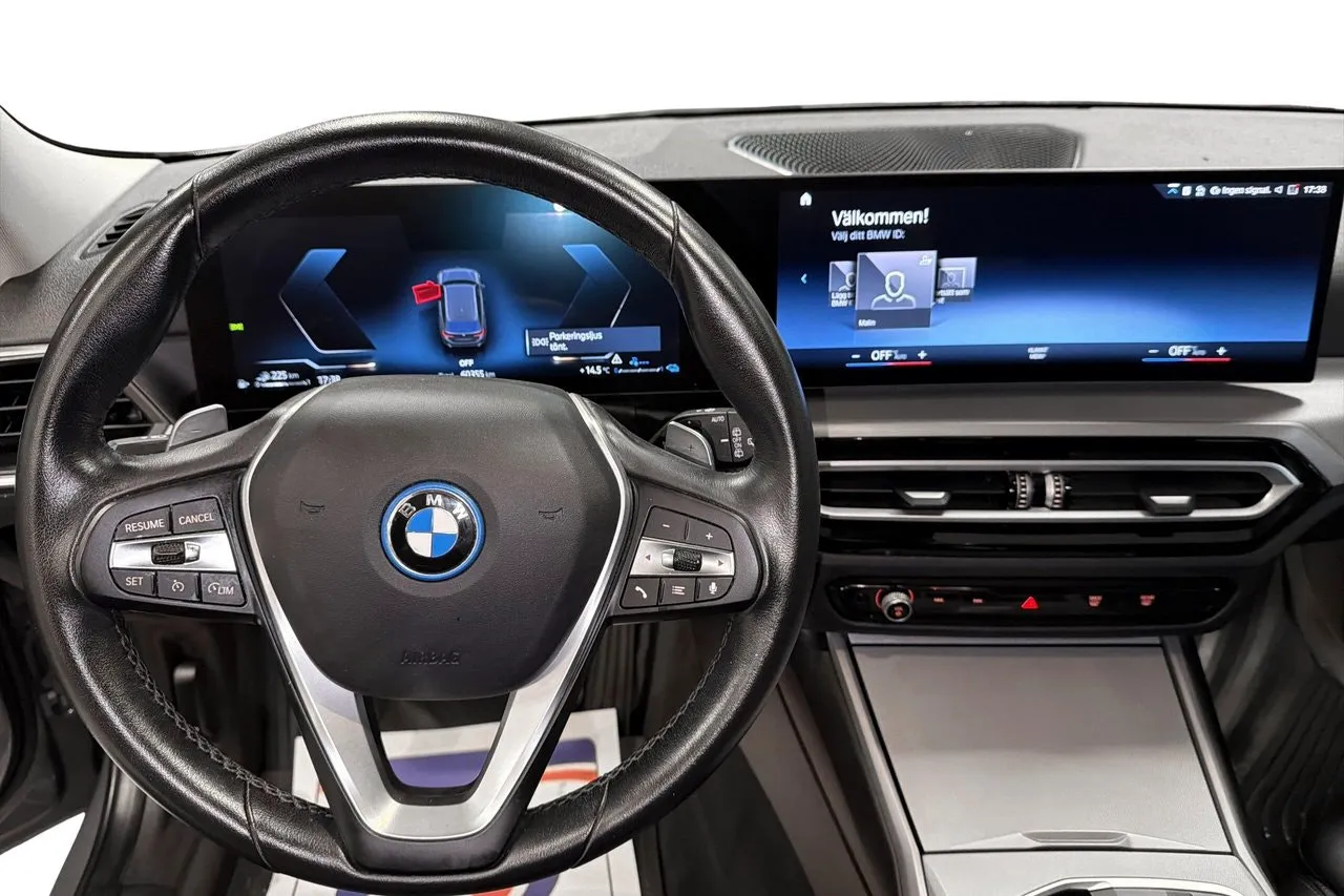 BMW 330 bild 12