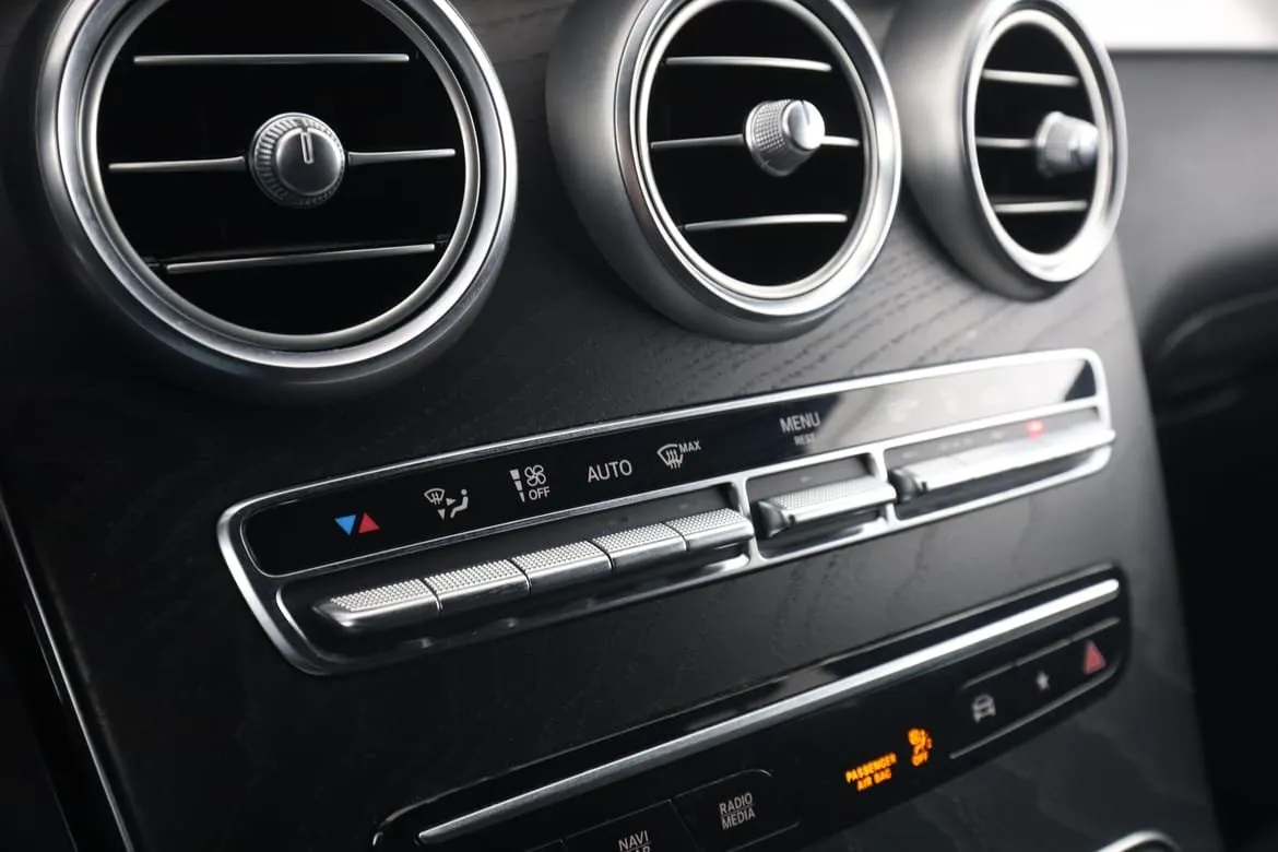 Mercedes GLC300 bild 25