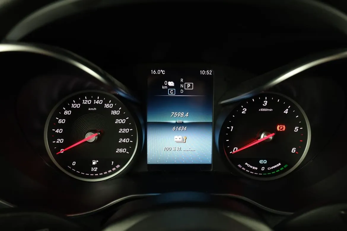 Mercedes GLC300 bild 20