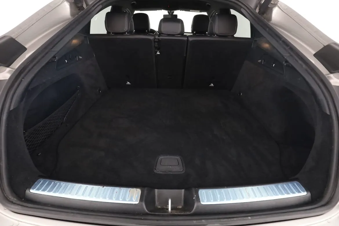 Mercedes GLC300 bild 18