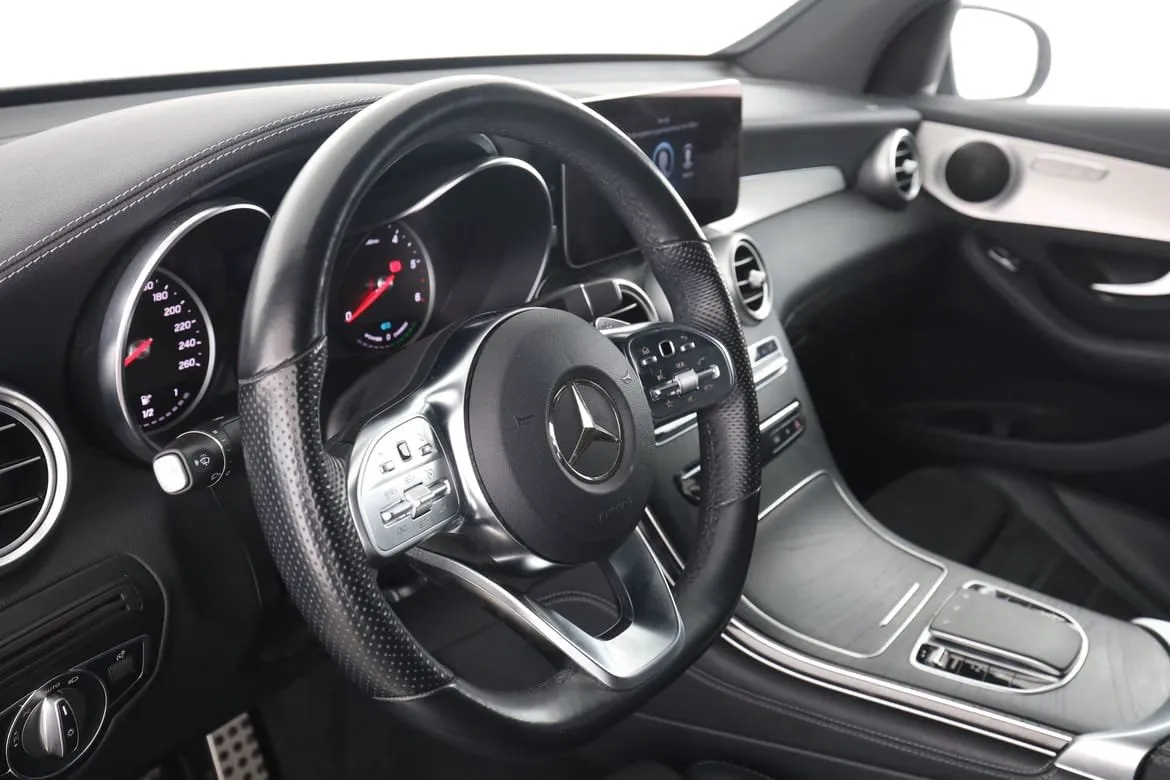 Mercedes GLC300 bild 12