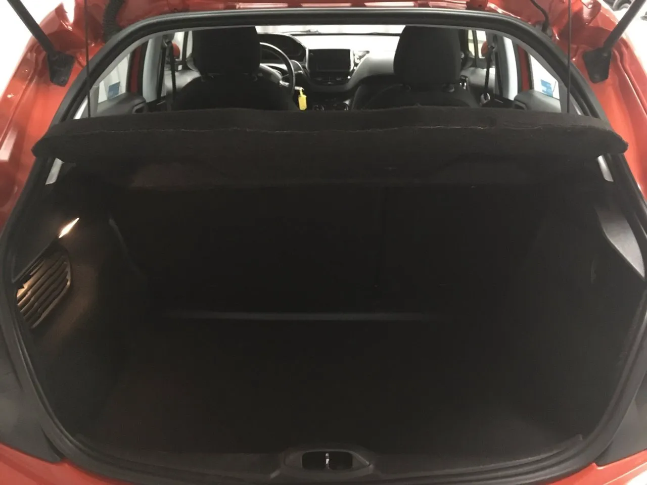 Peugeot 208 bild 5