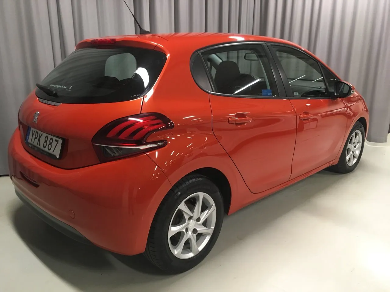 Peugeot 208 bild 3