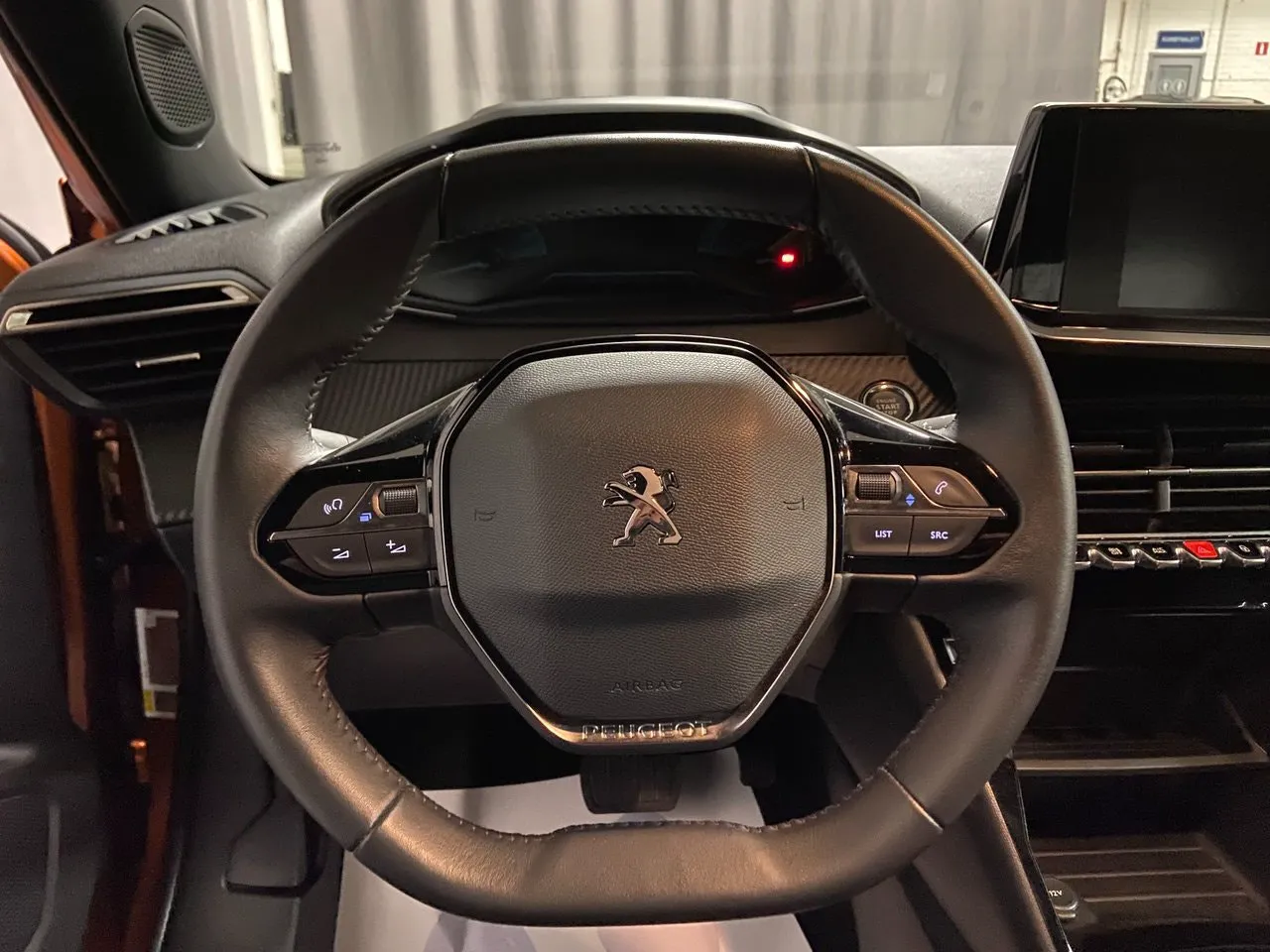 Peugeot e-2008 bild 14