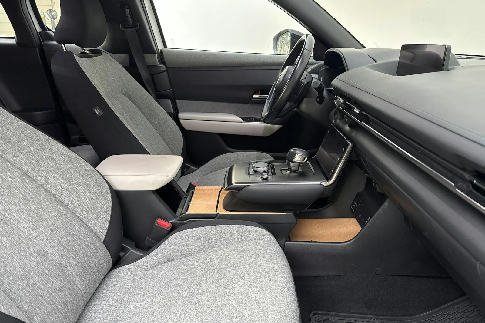 Mazda MX-30 bild 7
