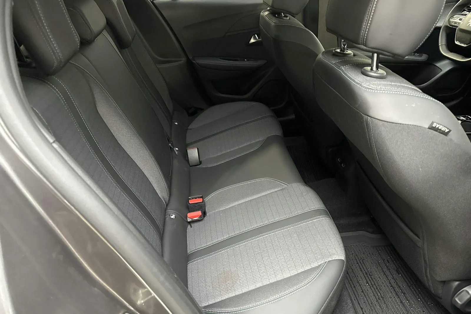 Peugeot 208 bild 7