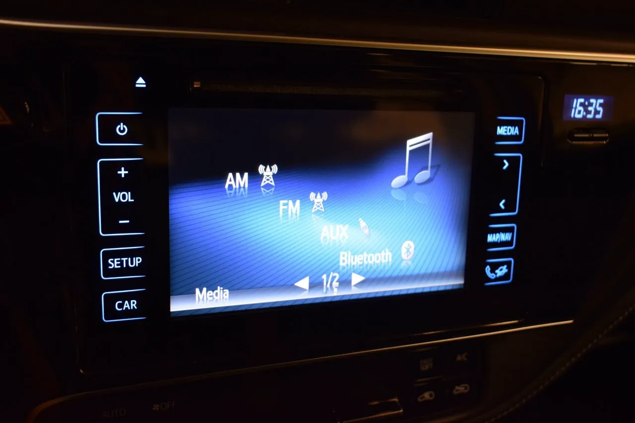 Toyota Auris bild 11