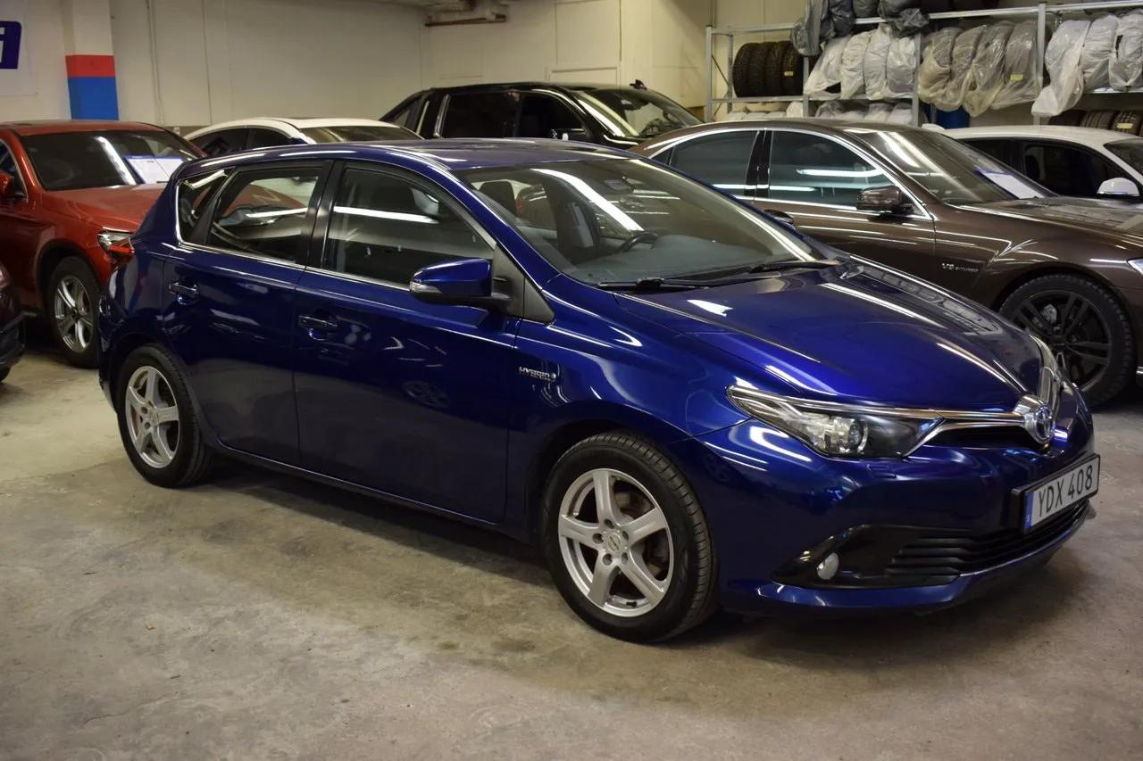 Toyota Auris bild 2