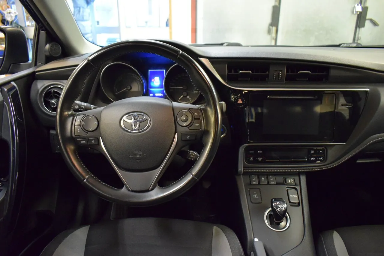 Toyota Auris bild 6
