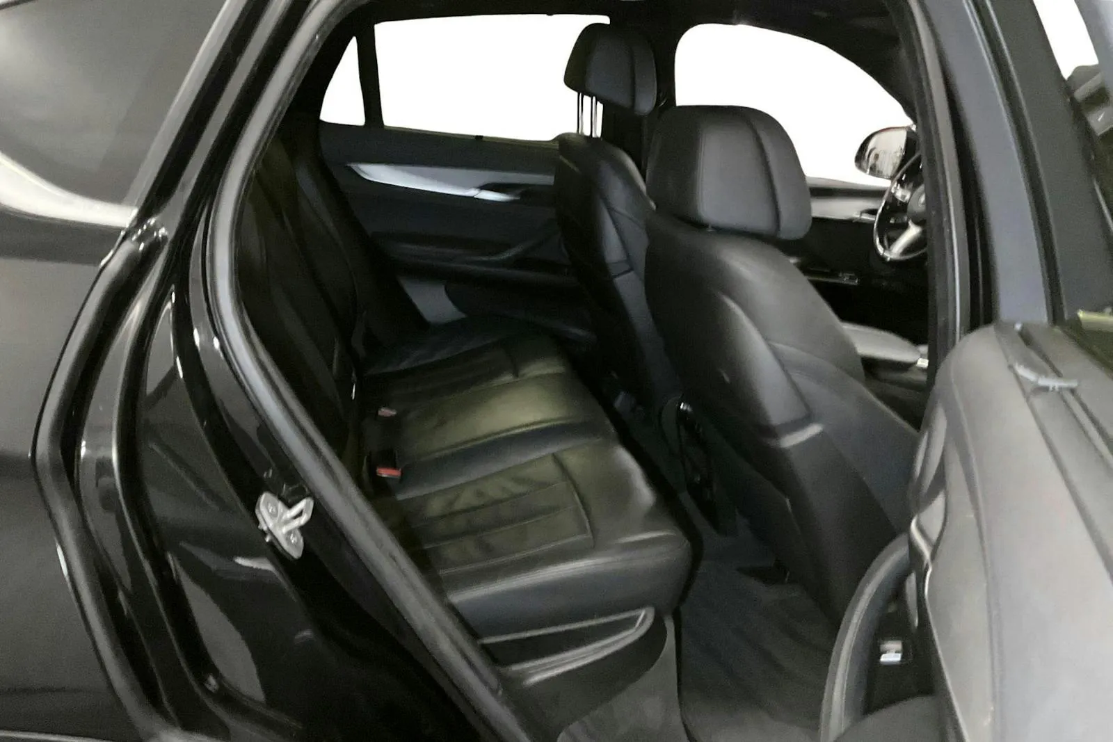 BMW X6 bild 8