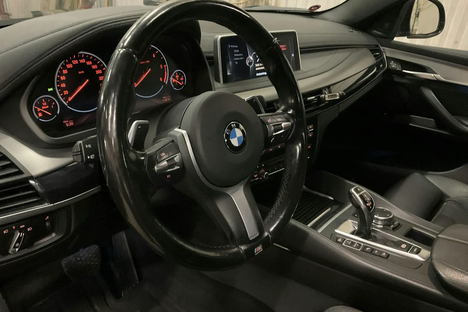 BMW X6 bild 17