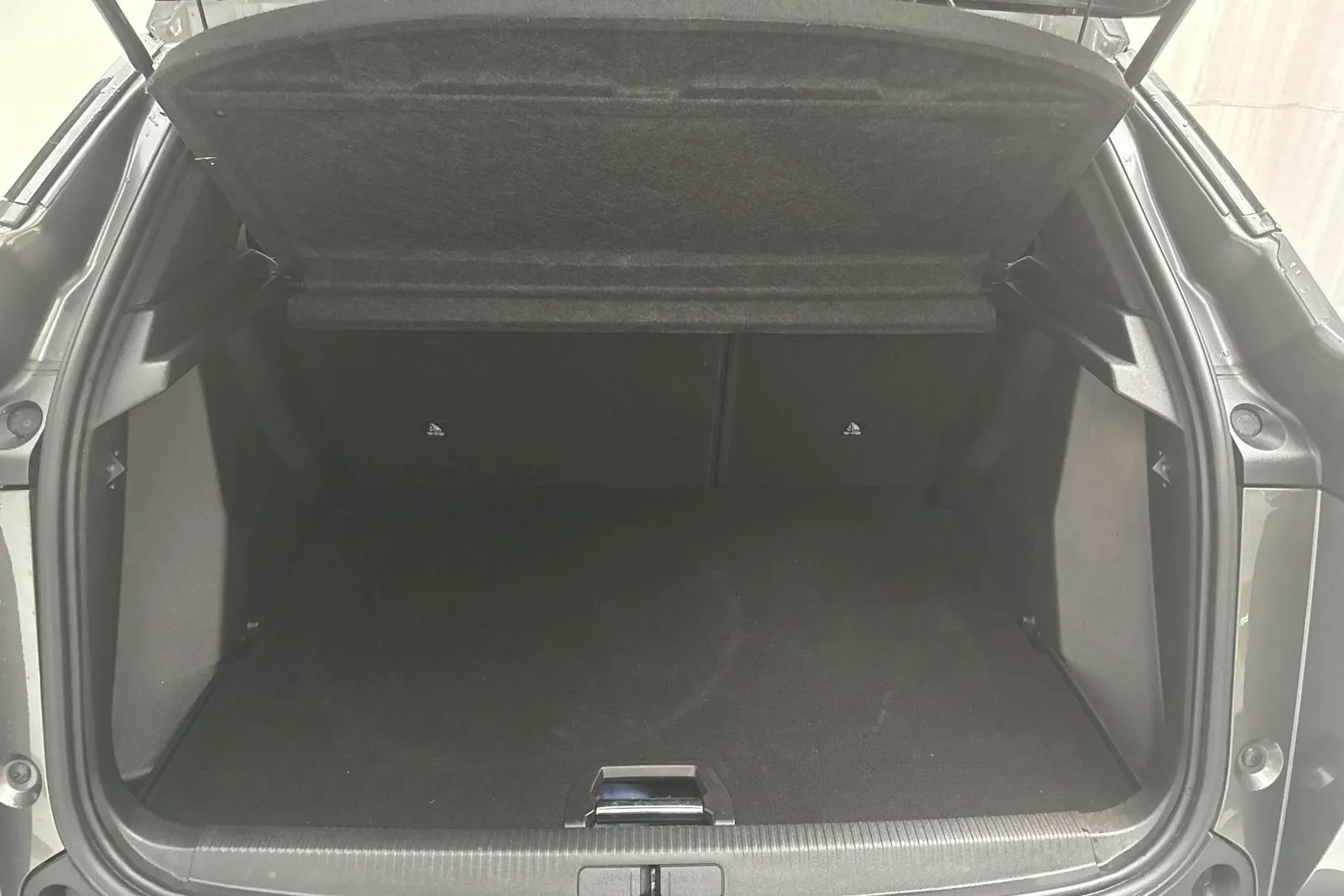Peugeot 2008 bild 8