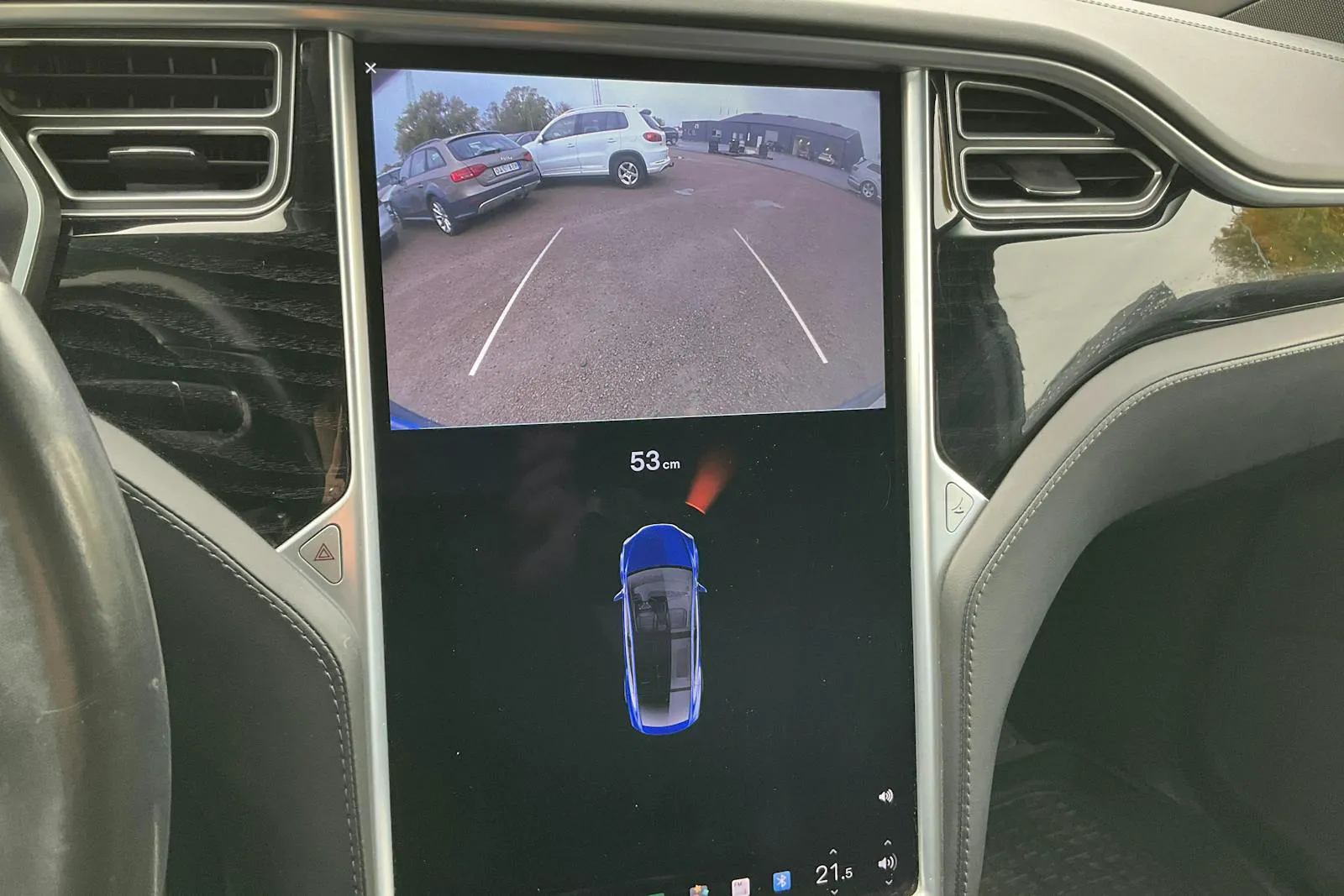 Tesla Model X bild 13