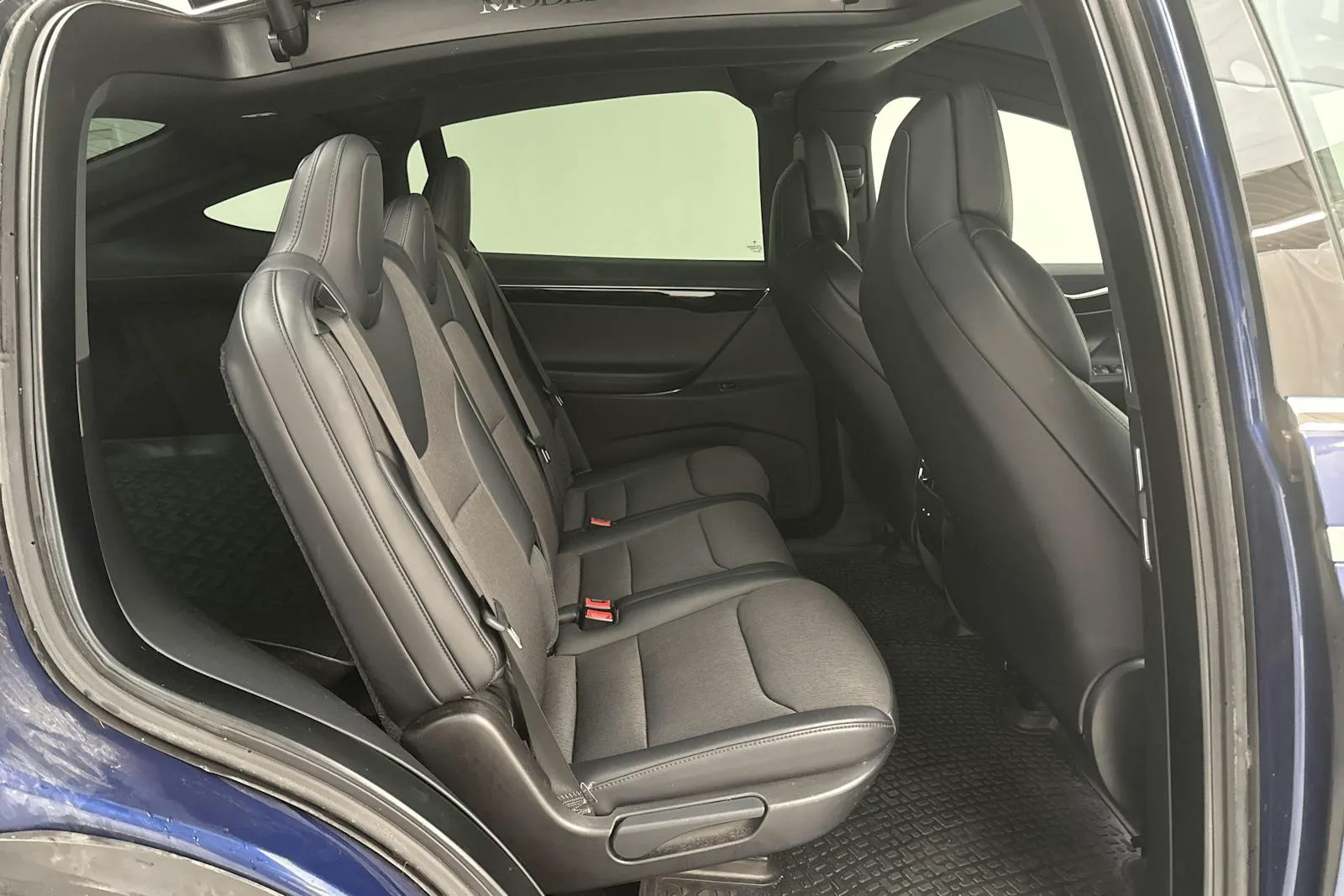 Tesla Model X bild 8