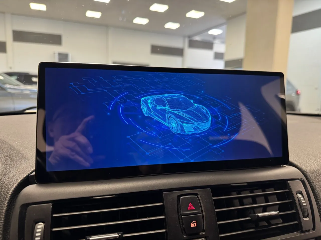 BMW 116 bild 13