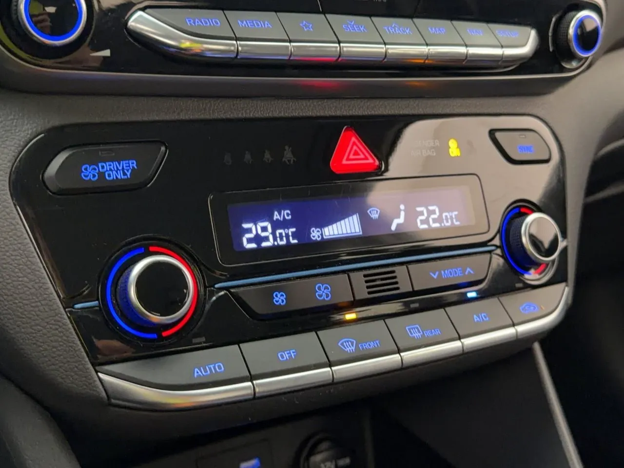 Hyundai IONIQ bild 25