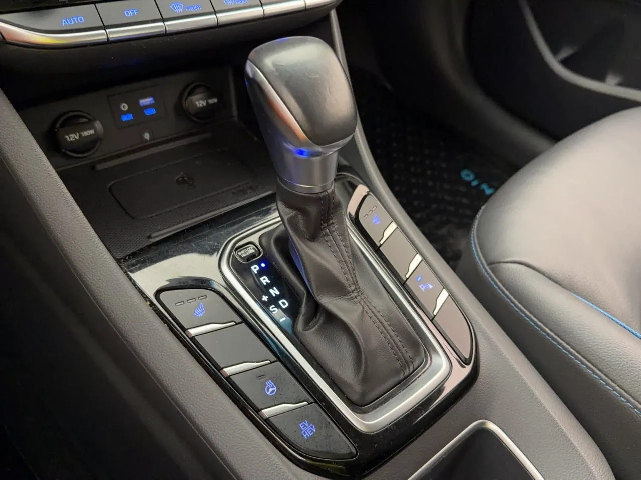 Hyundai IONIQ bild 26