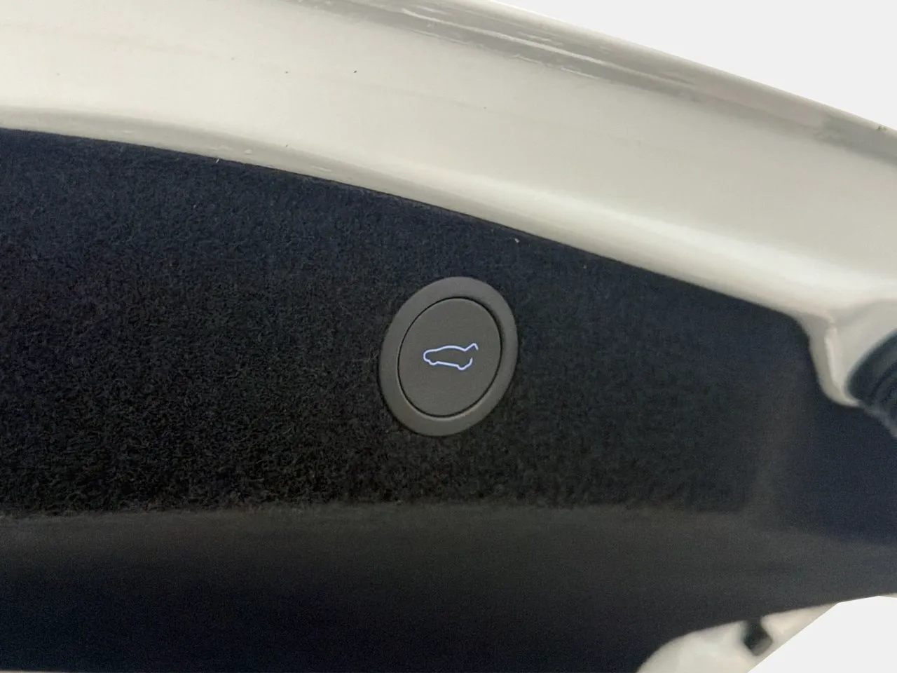 Tesla Model 3 bild 32