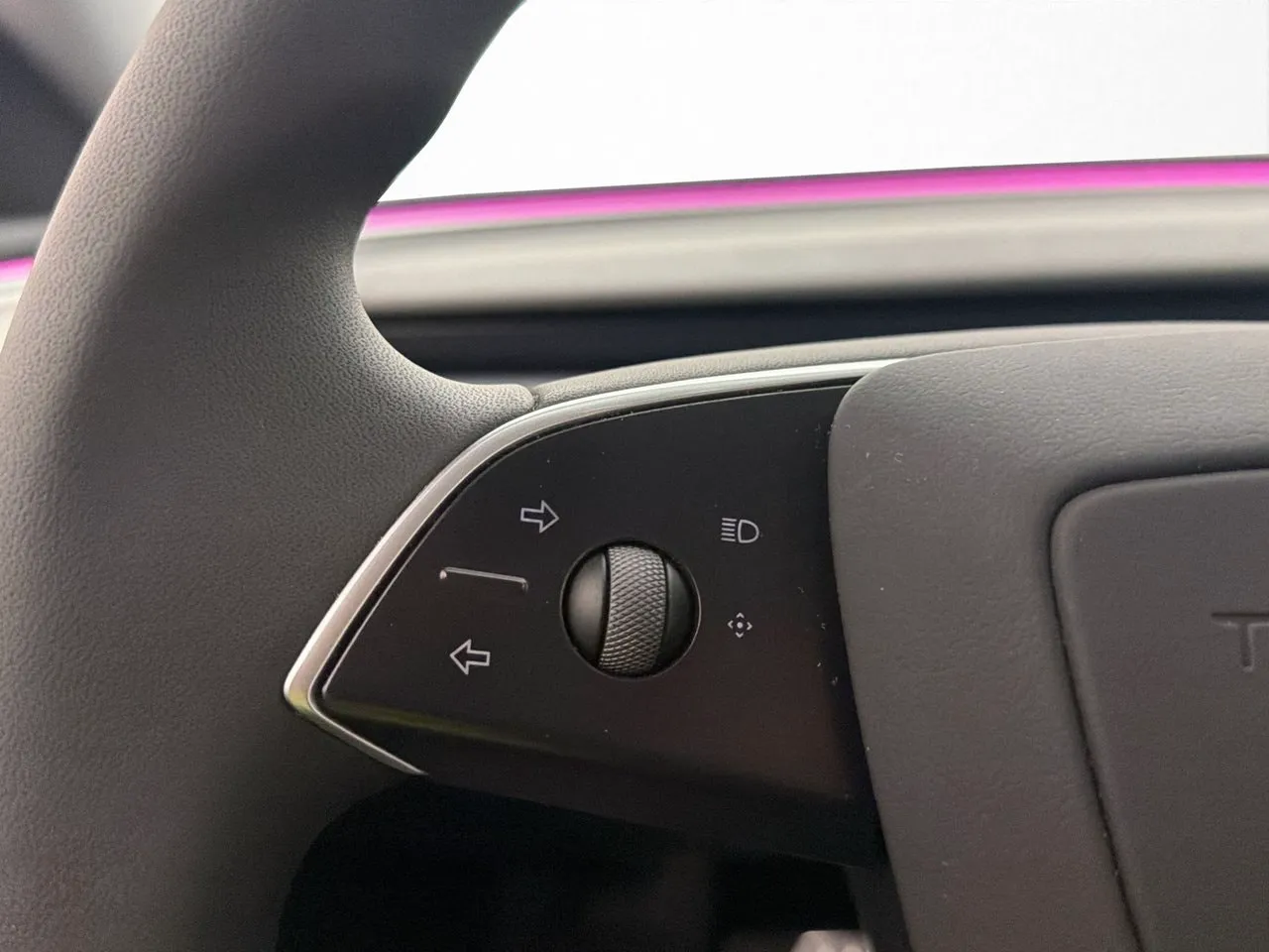 Tesla Model 3 bild 16