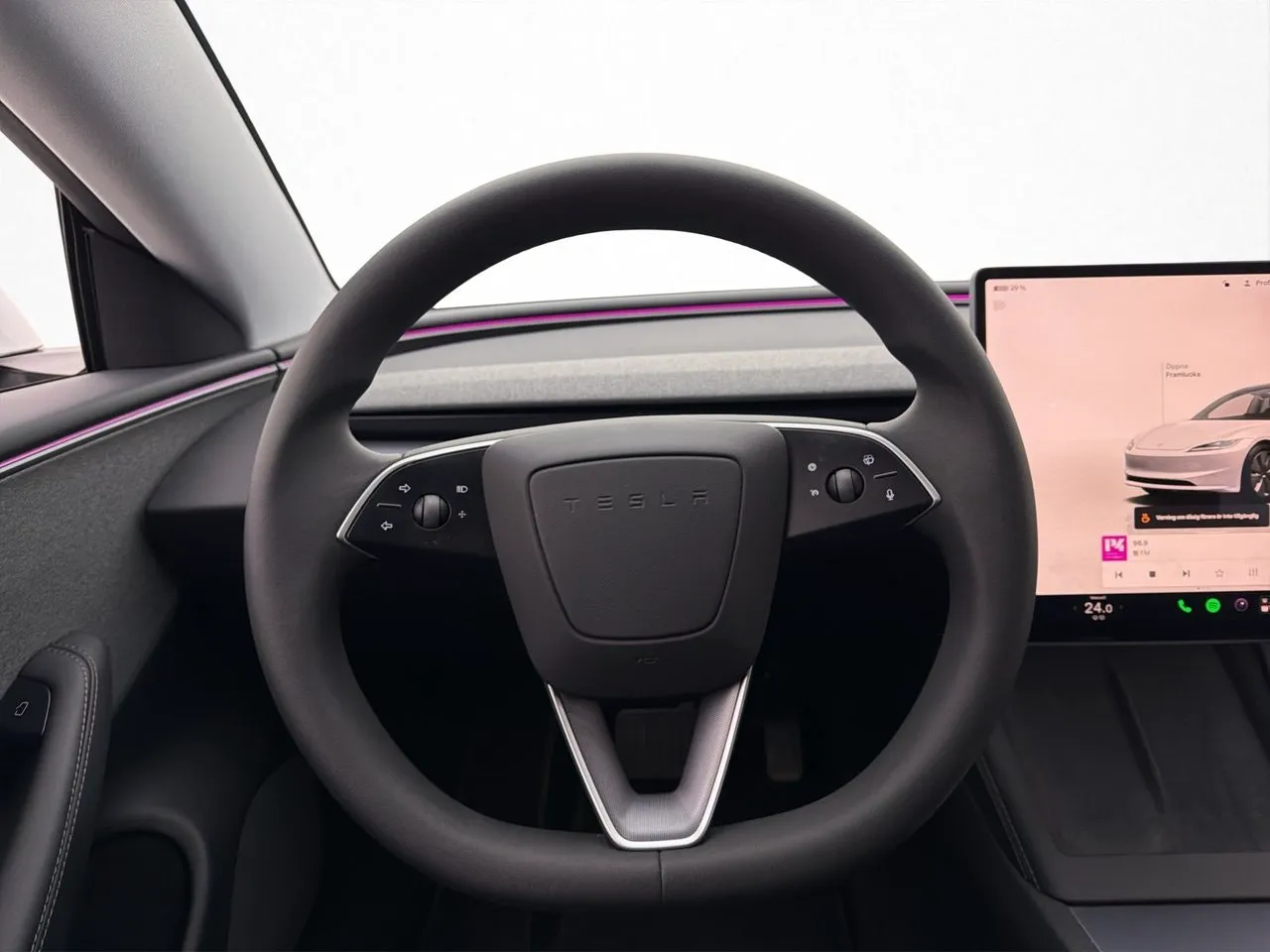 Tesla Model 3 bild 14