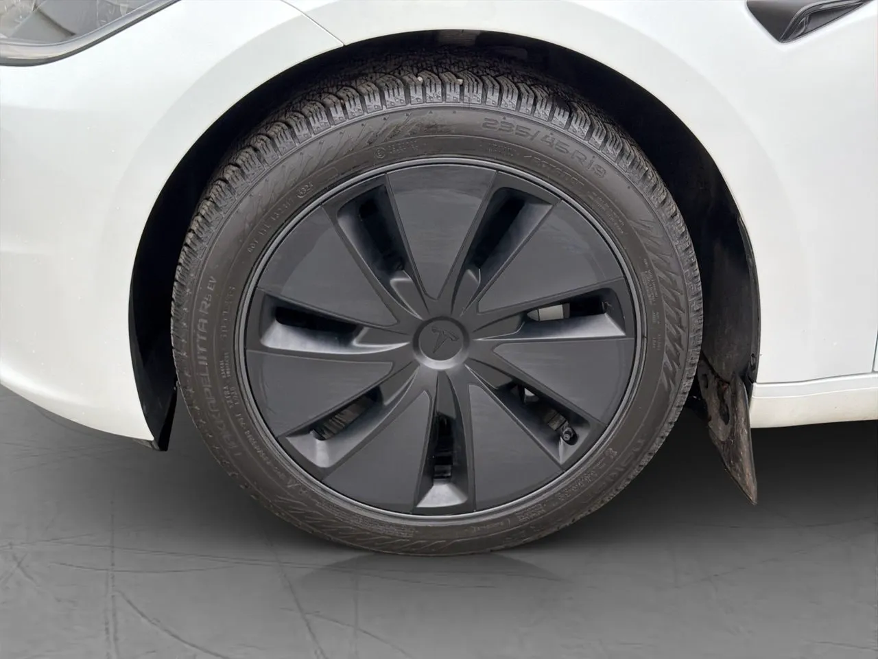 Tesla Model 3 bild 32