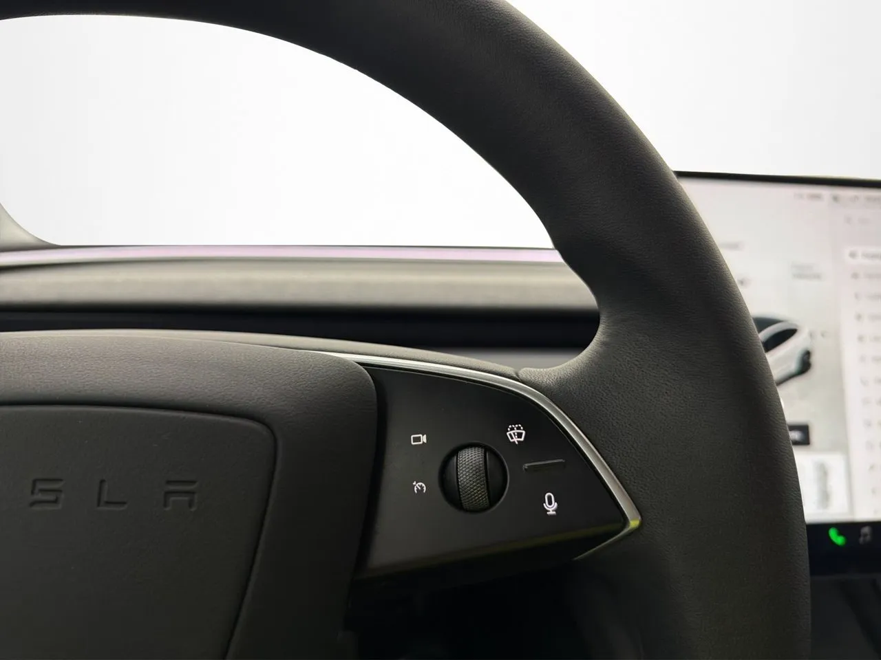 Tesla Model 3 bild 14