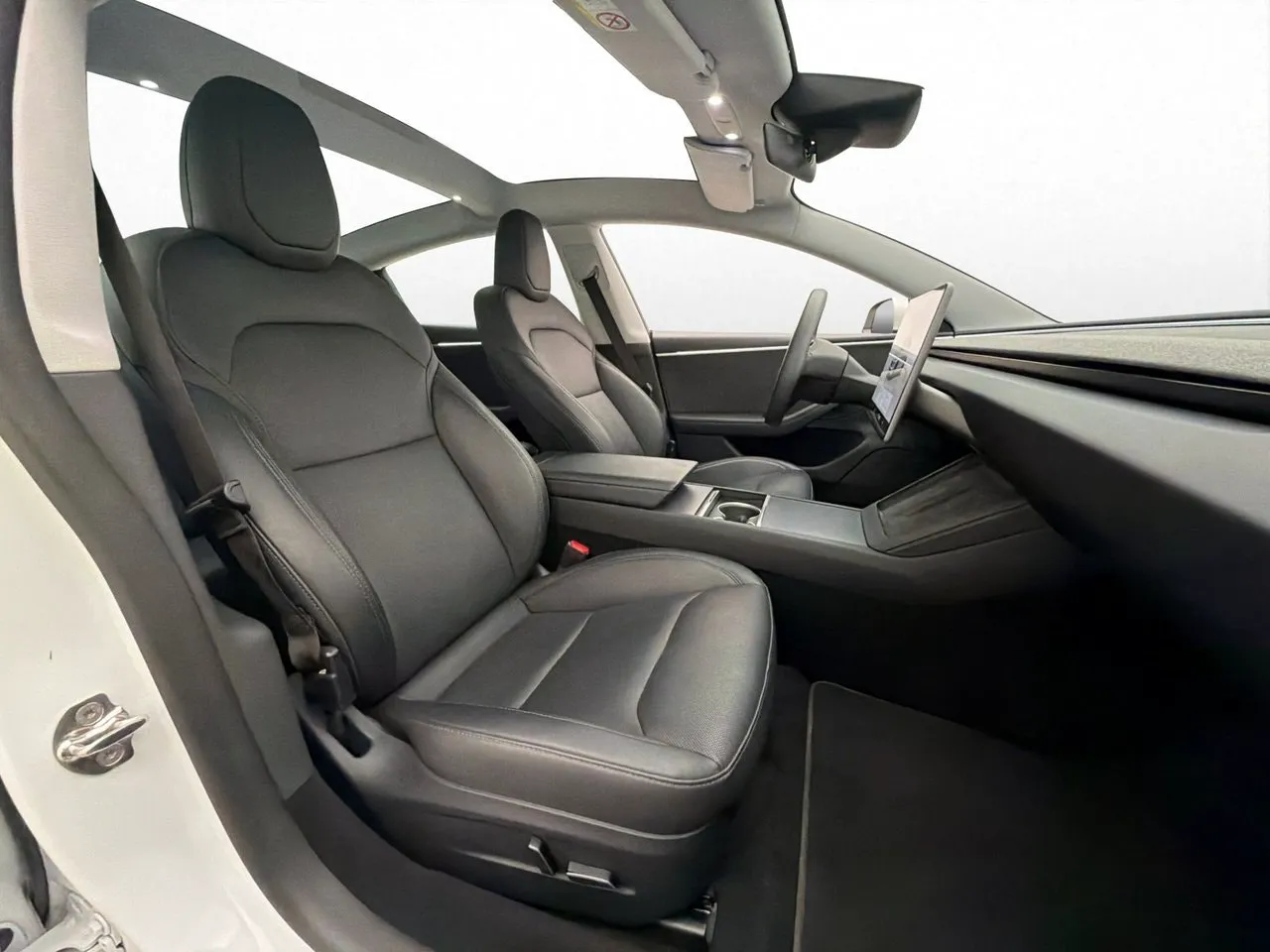 Tesla Model 3 bild 27