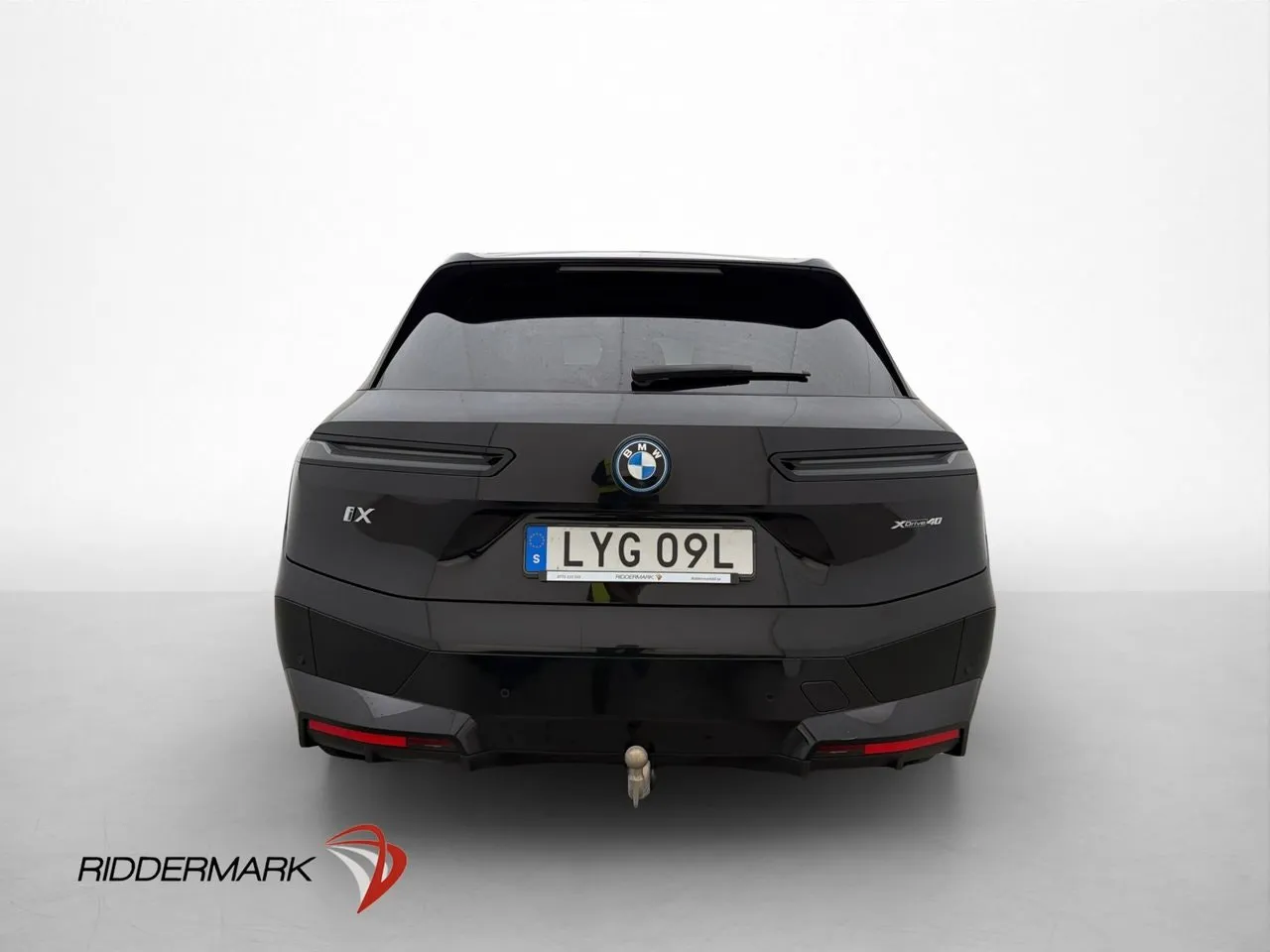 BMW iX bild 8