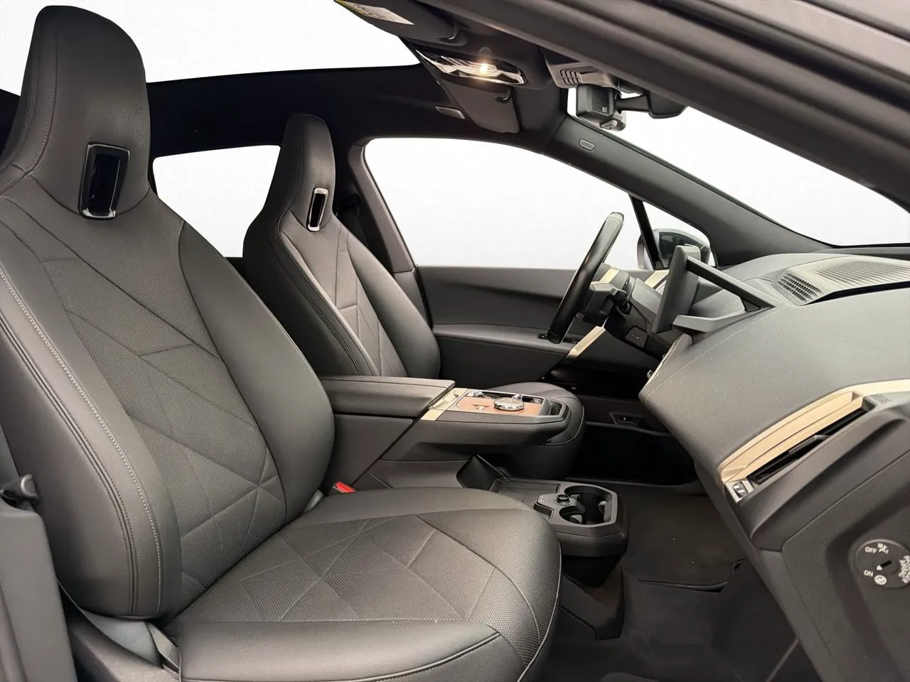 BMW iX bild 34