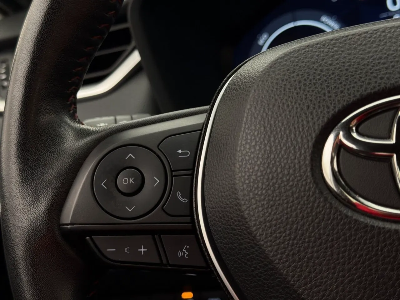 Toyota RAV4 bild 16