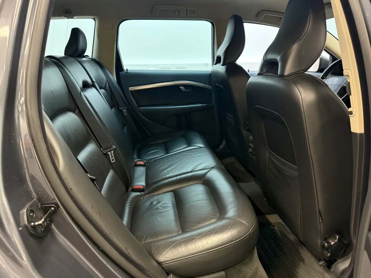 Volvo V70 bild 8