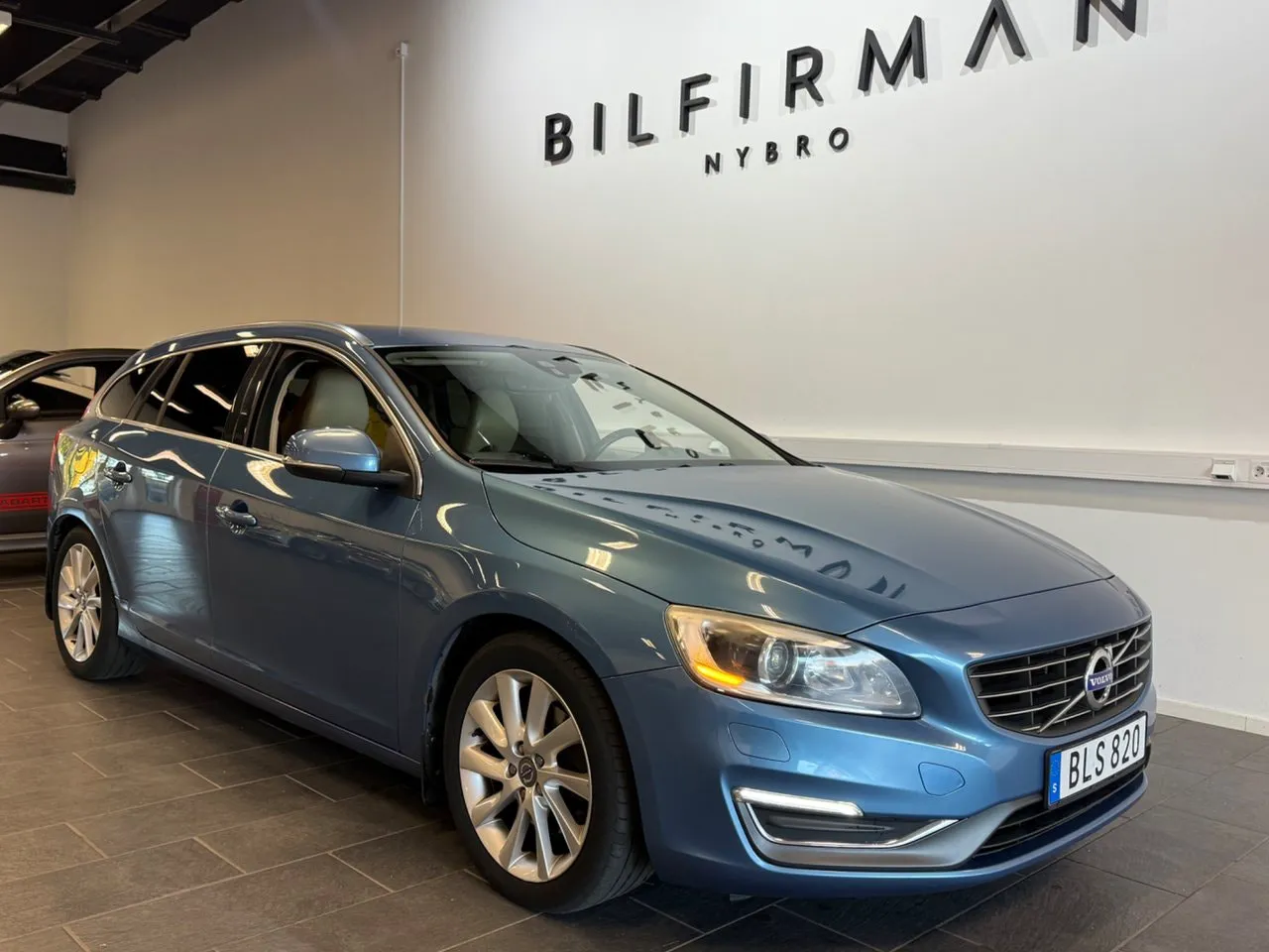Volvo V60 bild 2