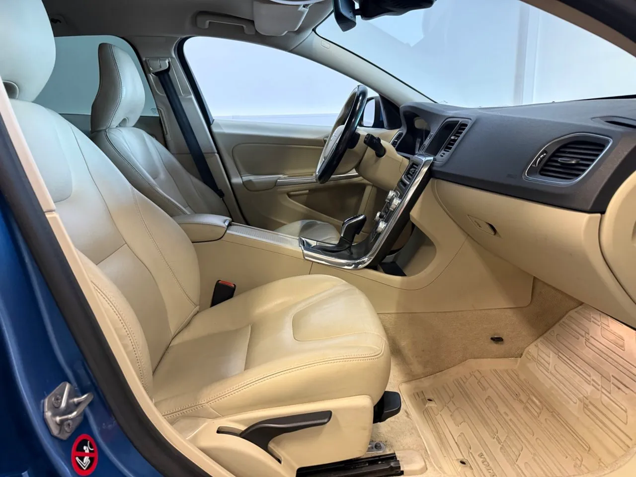 Volvo V60 bild 7